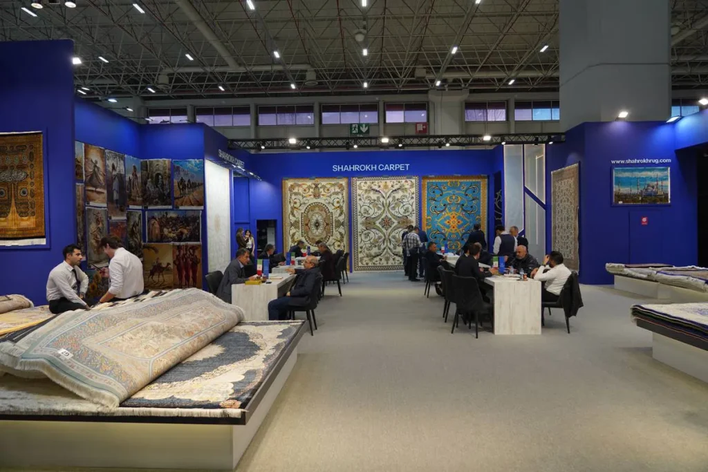 غرفه فرش شاهرخ کاشان در نمایشگاه فرش استانبول8- فرش شاهرخ